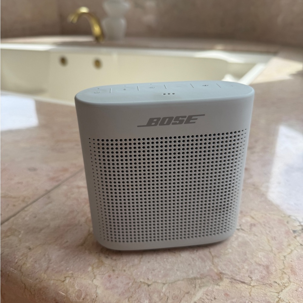 Bose Gray Portable Bluetooth Speaker Sound Link Color 2